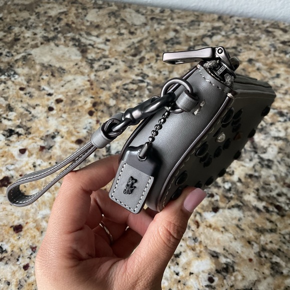 Coach 1941 Pouch with Western Rivets - Picture 3 of 9